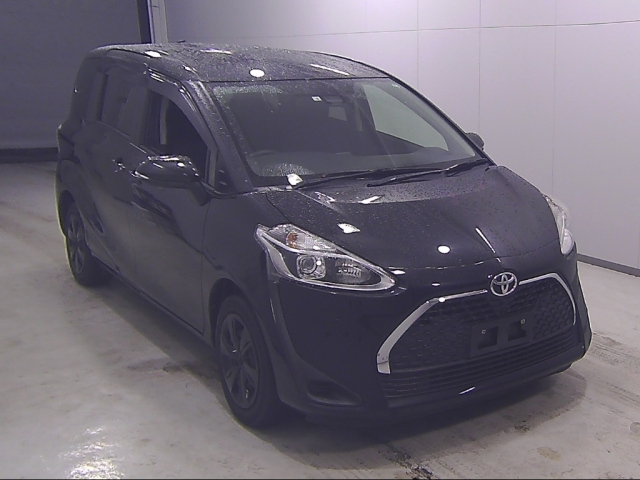 TOYOTA SIENTA 2022