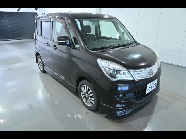 SUZUKI SOLIO 2011