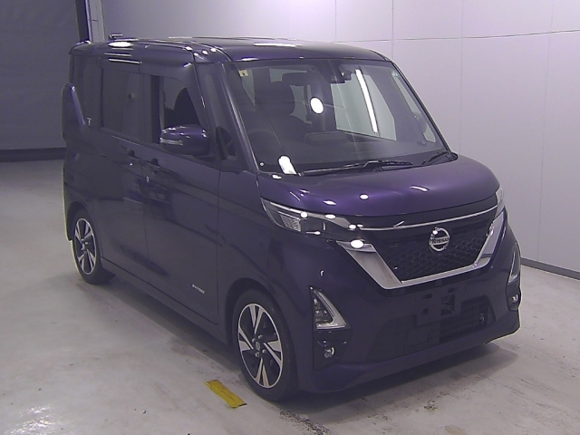 NISSAN ROOX 2020