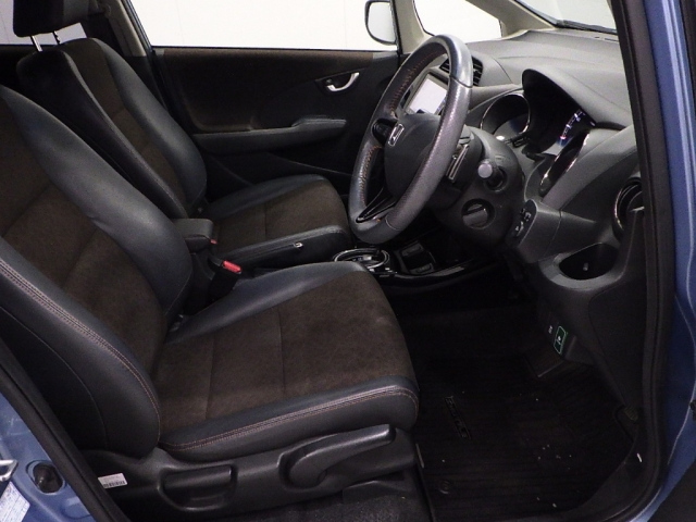HONDA FIT SHUTTLE 2013