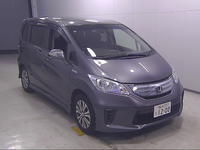 HONDA FREED 2011