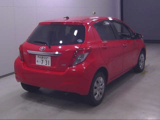 TOYOTA VITZ 2014