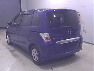 HONDA FREED 2012