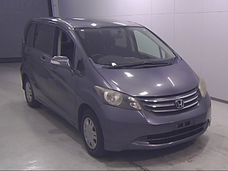 HONDA FREED 2010