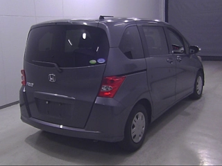 HONDA FREED 2010