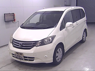HONDA FREED 2011