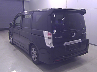 HONDA STEP WAGON 2010