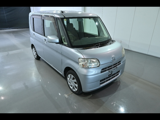 DAIHATSU TANTO 2012