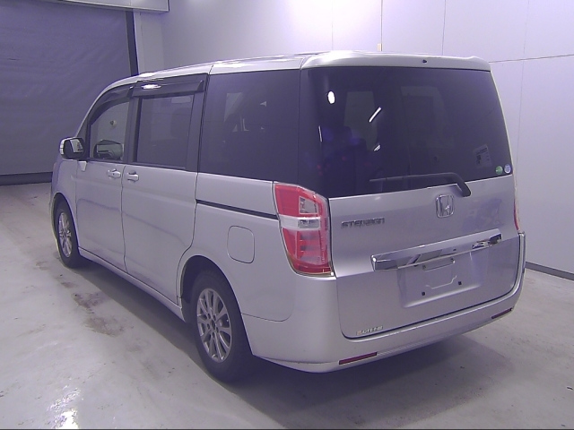 HONDA STEP WAGON 2012