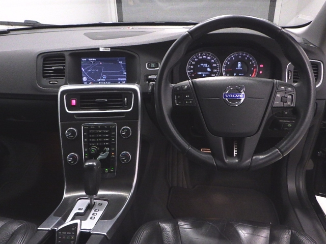 VOLVO S60 2012