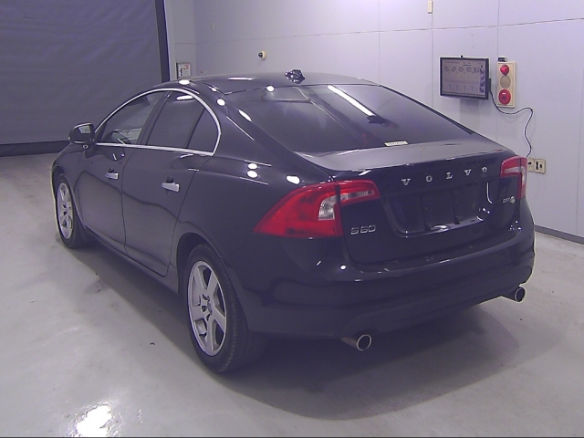 VOLVO S60 2012