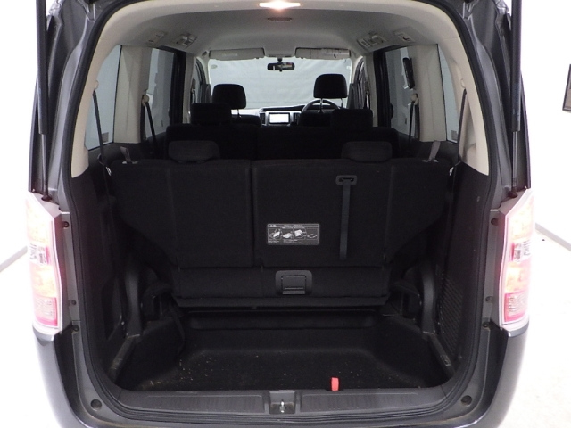 HONDA STEP WAGON 2010