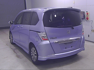 HONDA FREED 2012