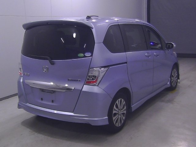 HONDA FREED 2012