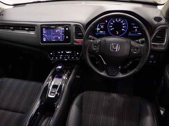 HONDA VEZEL 2014