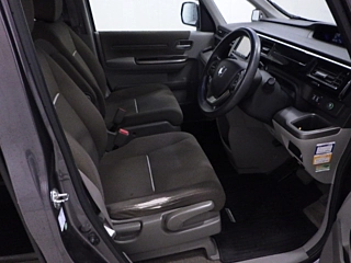 HONDA STEP WAGON 2015