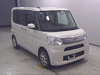 DAIHATSU TANTO 2015