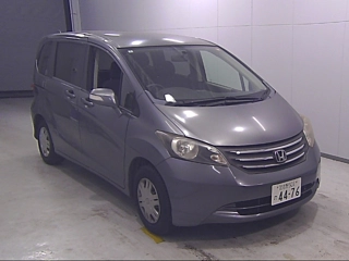 HONDA FREED 2010