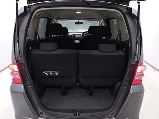 HONDA FREED 2010