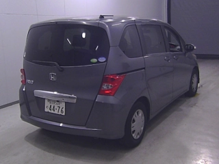HONDA FREED 2010