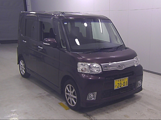 DAIHATSU TANTO 2013