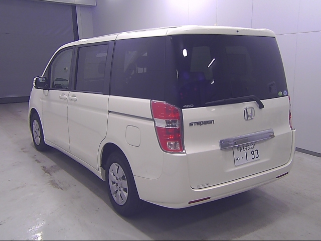 HONDA STEP WAGON 2010