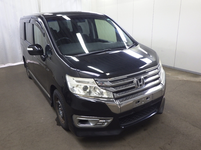 HONDA STEP WAGON 2012