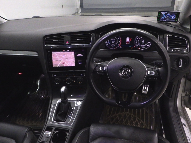 VOLKSWAGEN GOLF ALLTRACK 2017