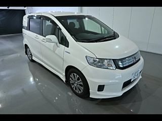 HONDA FREED 2012