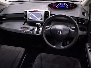 HONDA FREED 2010