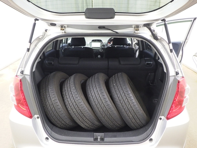 HONDA FIT 2010