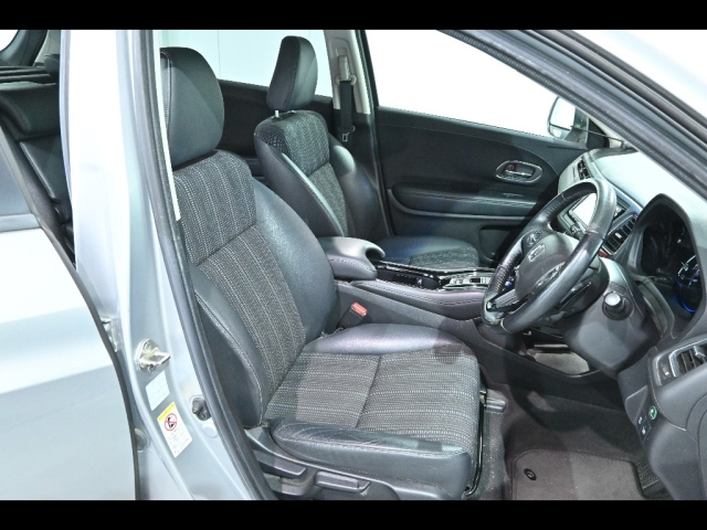 HONDA VEZEL 2015