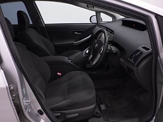 TOYOTA PRIUS 2010