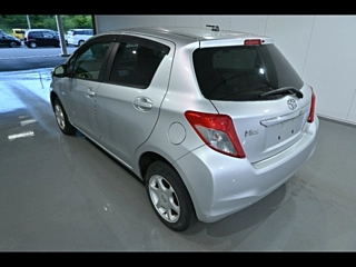TOYOTA VITZ 2014