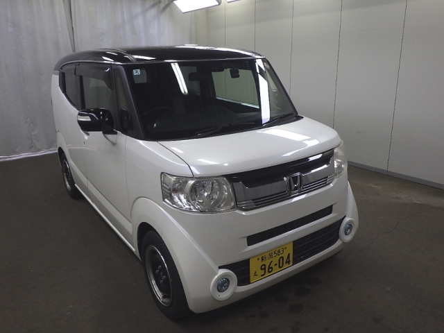HONDA N BOX SLASH 2016