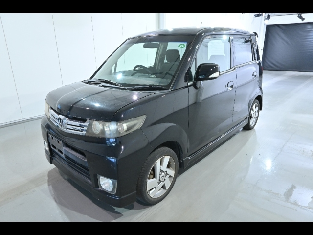 HONDA ZEST 2010