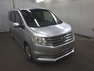 HONDA STEP WAGON 2012