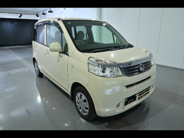 HONDA LIFE 2011