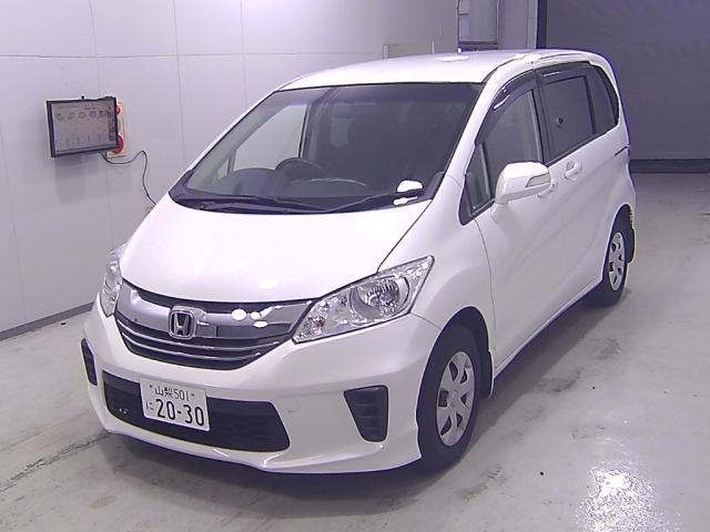 HONDA FREED 2015