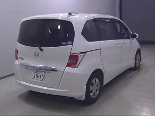 HONDA FREED 2015