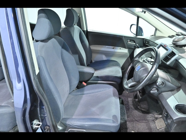 HONDA FREED 2009