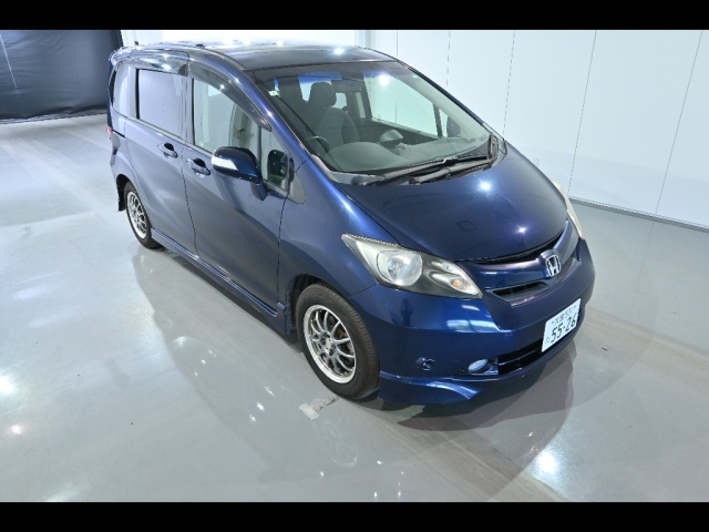 HONDA FREED 2009