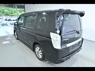 HONDA STEP WAGON 2012