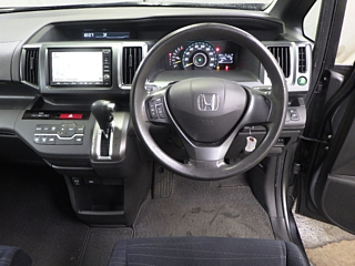 HONDA STEP WAGON 2010