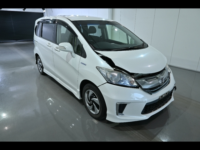 HONDA FREED 2016