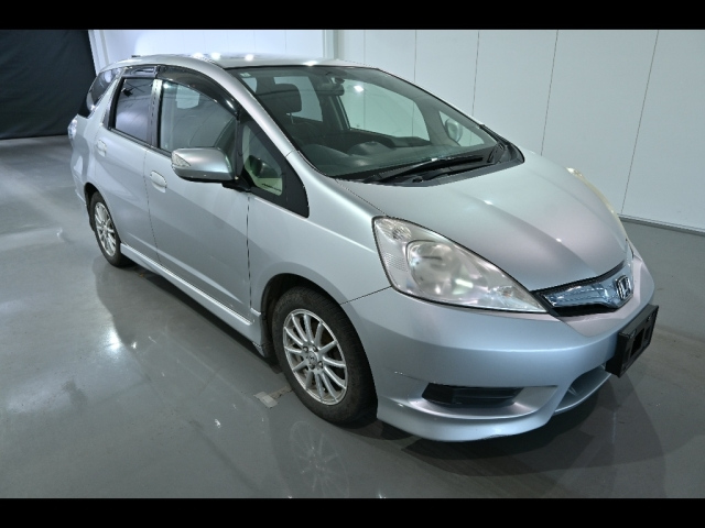 HONDA FIT SHUTTLE 2011