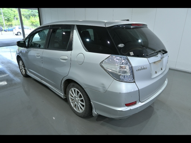 HONDA FIT SHUTTLE 2011