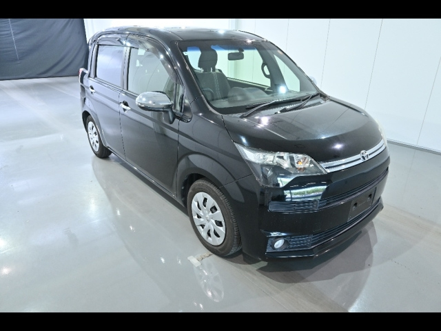 TOYOTA SPADE 2016