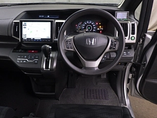HONDA STEP WAGON 2014