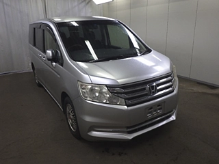 HONDA STEP WAGON 2014